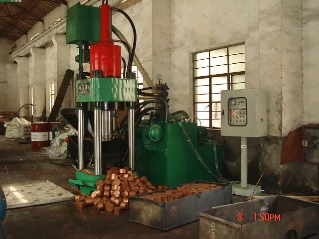 Hydraulic Aluminum Chip Briquetting Machine