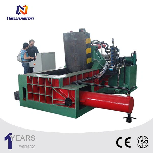 Types of hydraulic metal balers